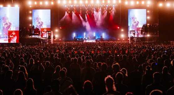 Colours of Ostrava 2026 – festivalová jízdenka a doprava 