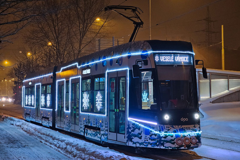 Ostravská vánoční tramvaj